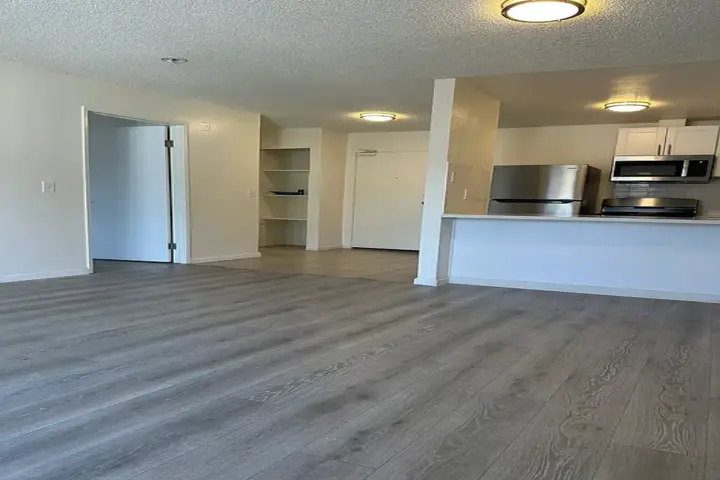 $1400 : 1 Bedroom Apt in koreatown LA image 8