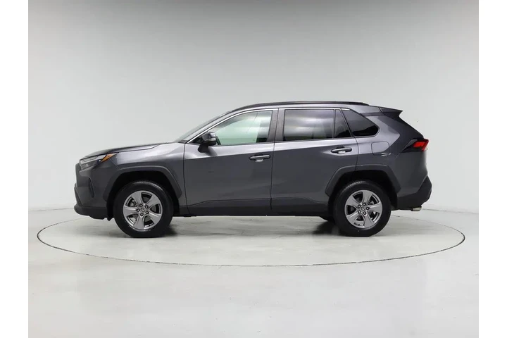 $26998 : Toyota RAV4 2022 XLE 4dr SUV image 3