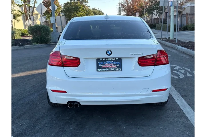 $9988 : 2013 3 Series 328i image 7