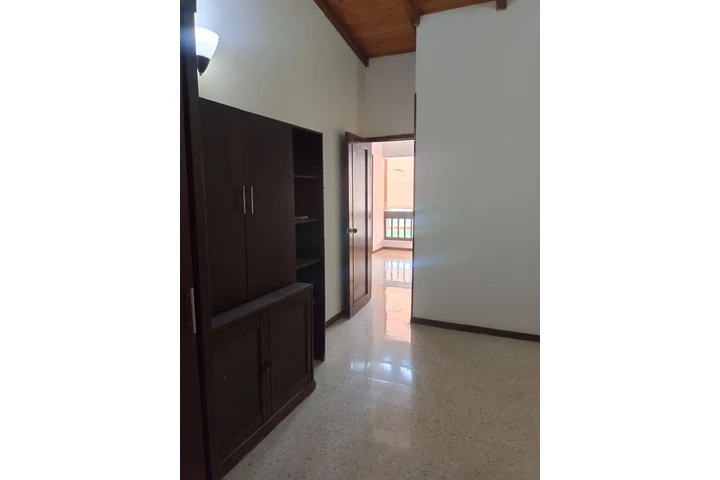 VENDO APTO DUPLEX B/INGENIO image 9