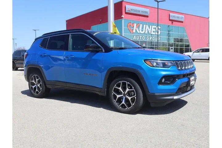$22977 : Jeep Compass 2025 4x4 Limite image 2