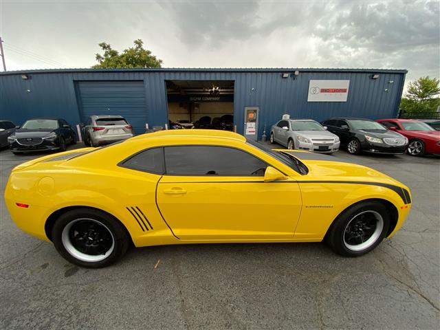 $11488 : 2012 Camaro LS, BUMBLEBEE, LO image 2