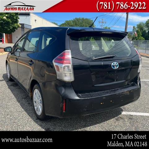 $8900 : Used 2016 Prius v 5dr Wgn Fiv image 7