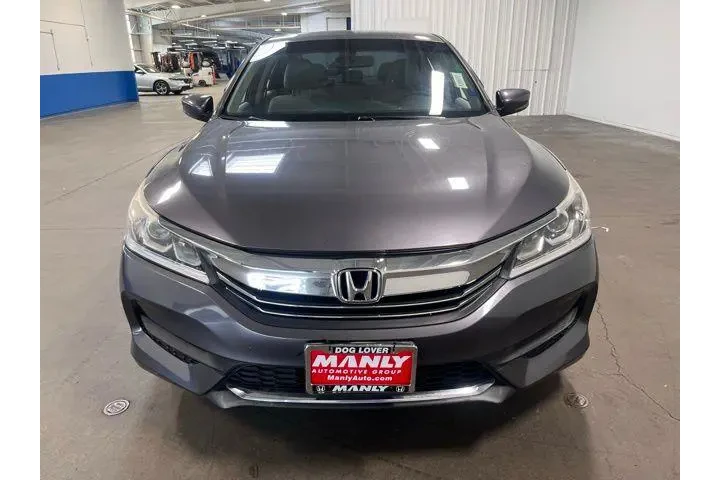 $15638 : Honda Accord 2017 LX 4dr Sed image 8