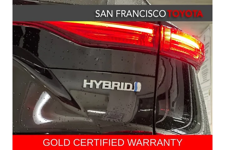 $28588 : Gold Certified2022 Venza LE image 10