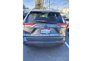 $27988 : Toyota RAV4 2020 AWD XLE Pre thumbnail