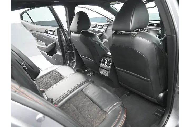 $20998 : Nissan Maxima 2021 3.5 SR 4d image 10