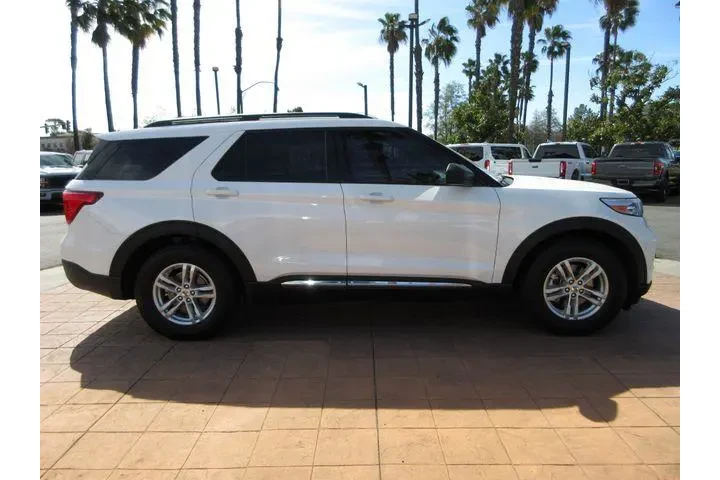 $25472 : Ford Explorer 2022 XLT 4dr S image 5