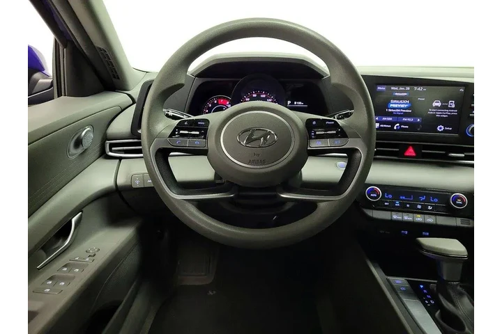 $18998 : Hyundai ELANTRA 2023 SEL 4dr image 10