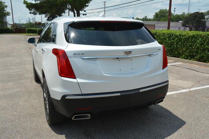 2019 XT5 Premium Luxury image 9