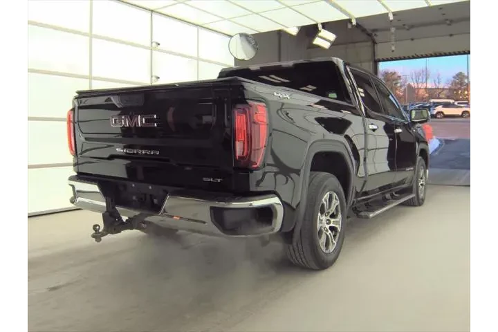 $32393 : GMC Sierra 1500 2021 4x4 SLT image 4