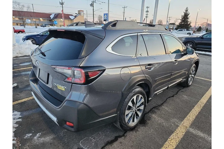 $28995 : Subaru Outback 2023 AWD Limi image 6