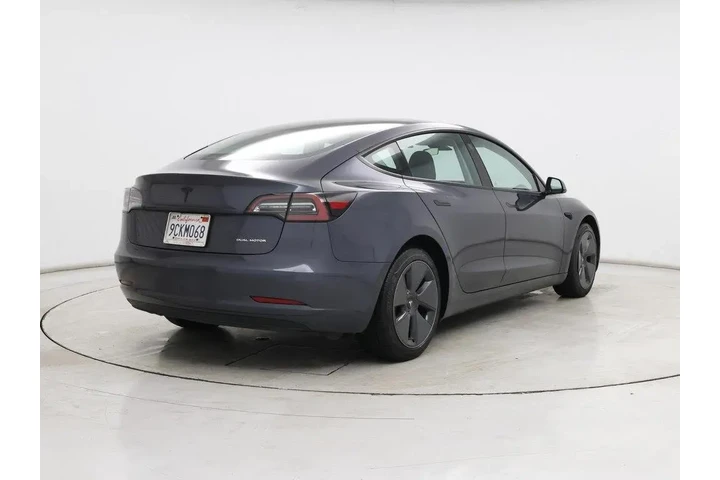 $31998 : Tesla Model 3 2022 AWD Long image 8