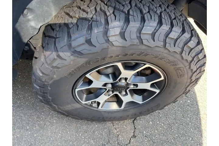 $30478 : Jeep Wrangler Unlimited 2021 image 7