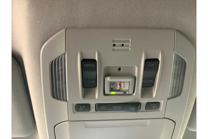 $39989 : Toyota Highlander 2023 AWD L image 8