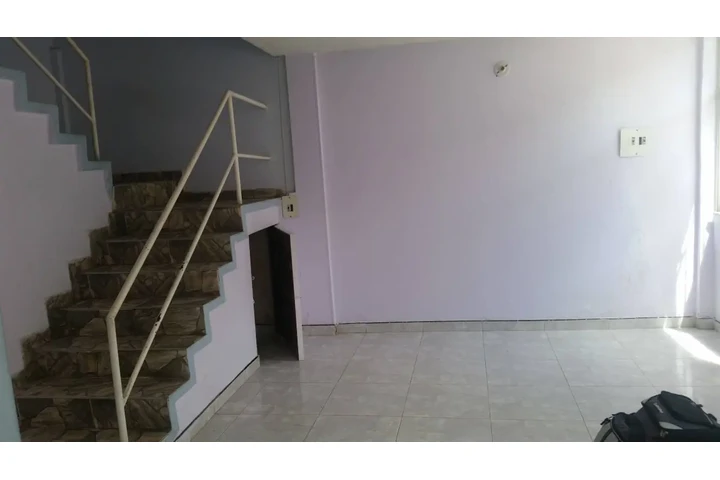 $250 : Rento cuarto image 1