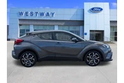 $17243 : Toyota C-HR 2019 XLE 4dr Cro thumbnail