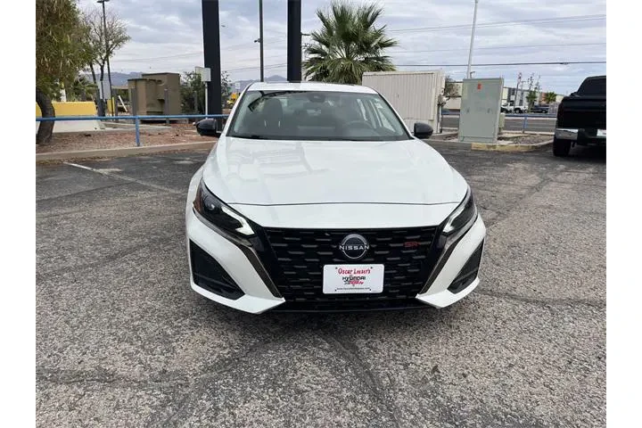 $26462 : Nissan Altima 2024 2.0 SR 4d image 2