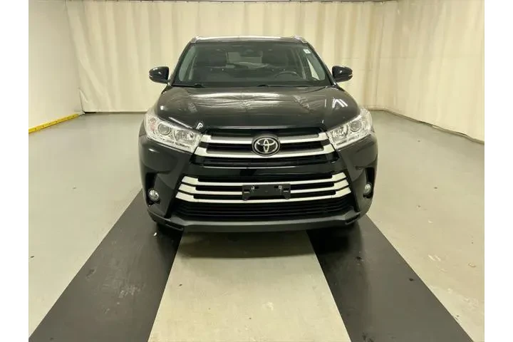 $29911 : Toyota Highlander 2019 AWD X image 3