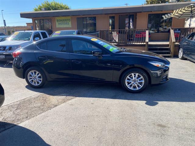 $13999 : 2017 MAZDA3 Sport image 4