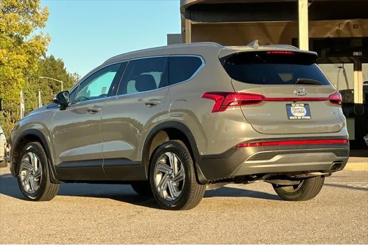$22790 : Hyundai SANTA FE 2023 AWD SE image 6