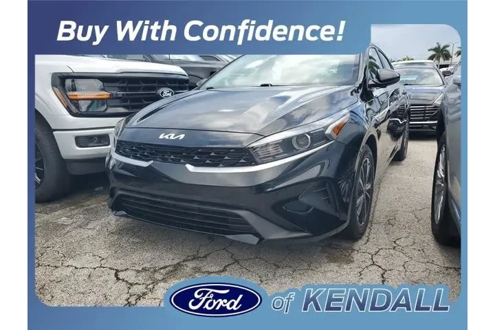 $15490 : Kia Forte 2023 LXS 4dr Sedan image 1