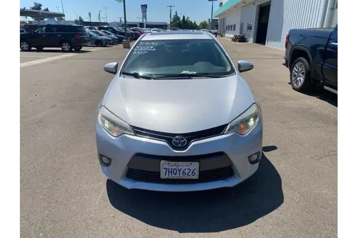 $13900 : Toyota Corolla 2015 S 4dr Se image 2