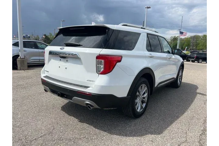 $32325 : Ford Explorer 2023 AWD Limit image 4