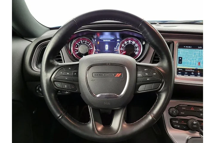 $27998 : Dodge Challenger 2023 AWD SX image 10