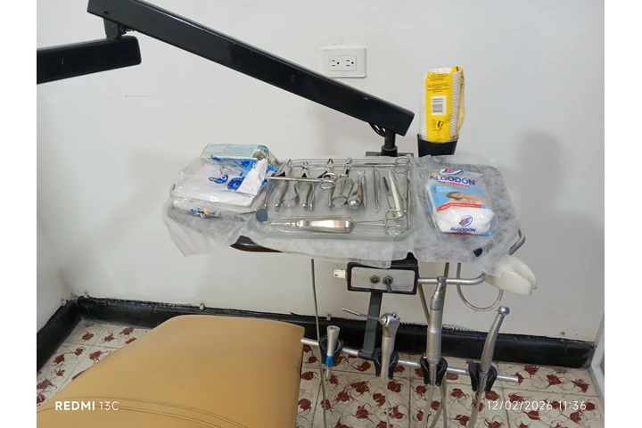 $5 : Vendo consultorio dental image 7