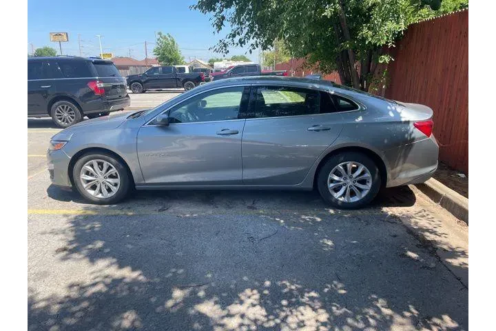 $20995 : Chevrolet Malibu 2025 LT 4dr image 10