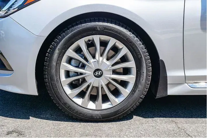 $12000 : Hyundai SONATA 2015 Limited image 10