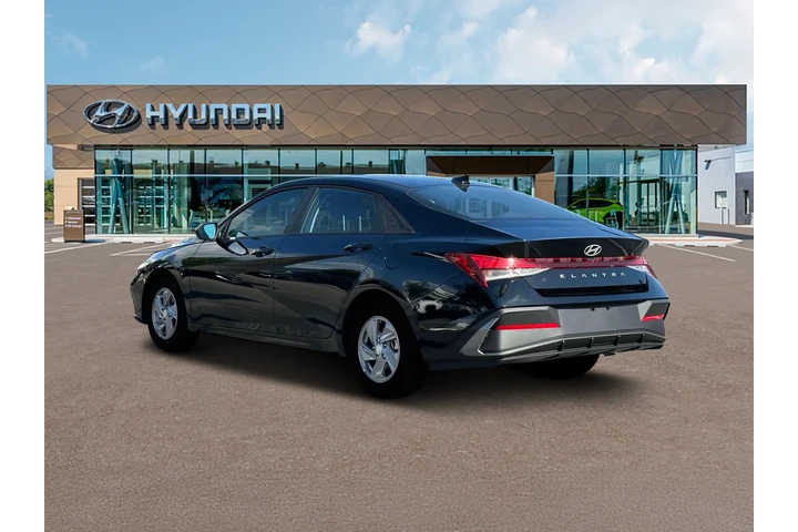 $18492 : Hyundai ELANTRA 2025 SE 4dr image 5