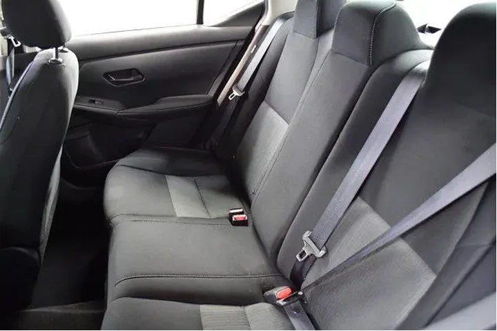 $19994 : Nissan Sentra 2025 SV 4dr Se image 10