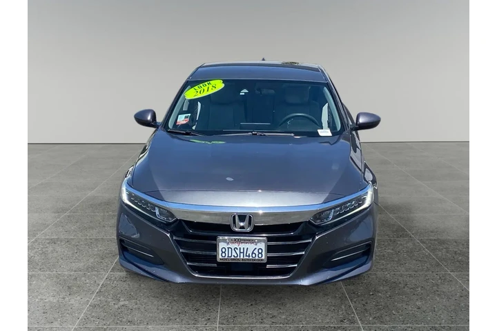 $18222 : Honda Accord 2018 LX 4dr Sed image 9
