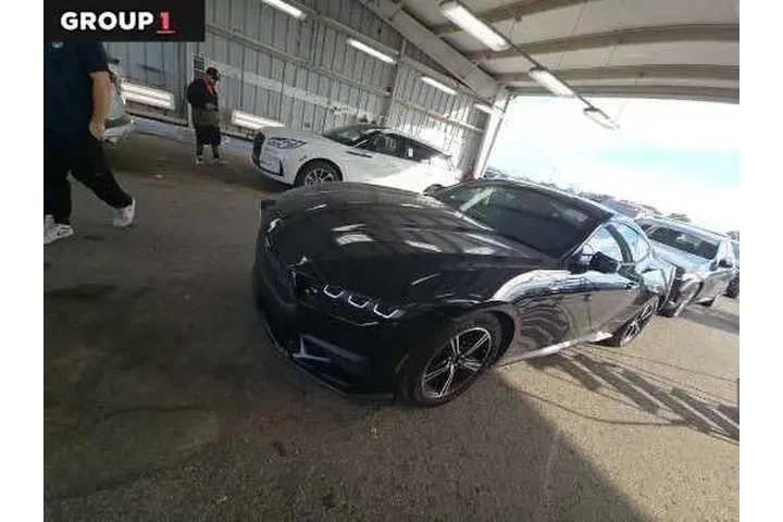$29971 : Ford Mustang 2025 EcoBoost 2 image 1