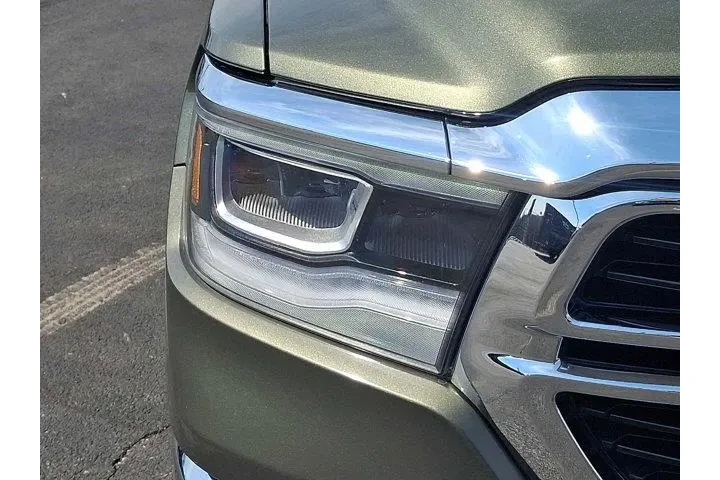 $31900 : Ram 1500 2020 4x4 Big Horn 4 image 9