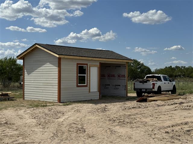 General construction roofing image 3