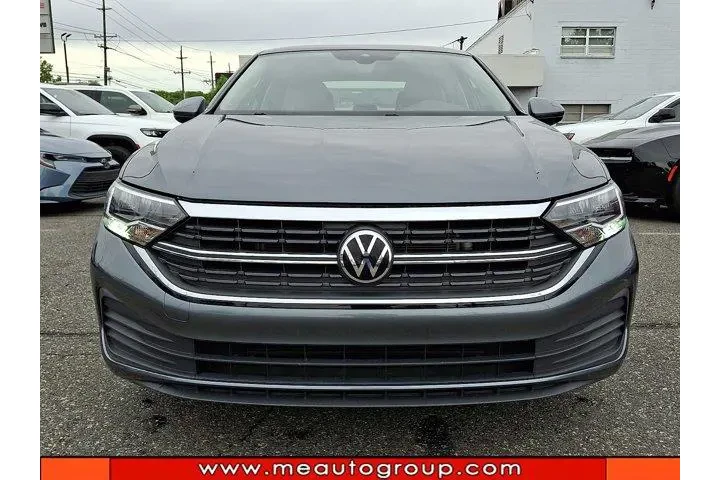 $19704 : Volkswagen Jetta 2024 SE 4dr image 5