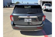 $27983 : Ford Explorer 2022 XLT 4dr S thumbnail