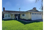 Welcome home to 2202 W 180th S en Los Angeles