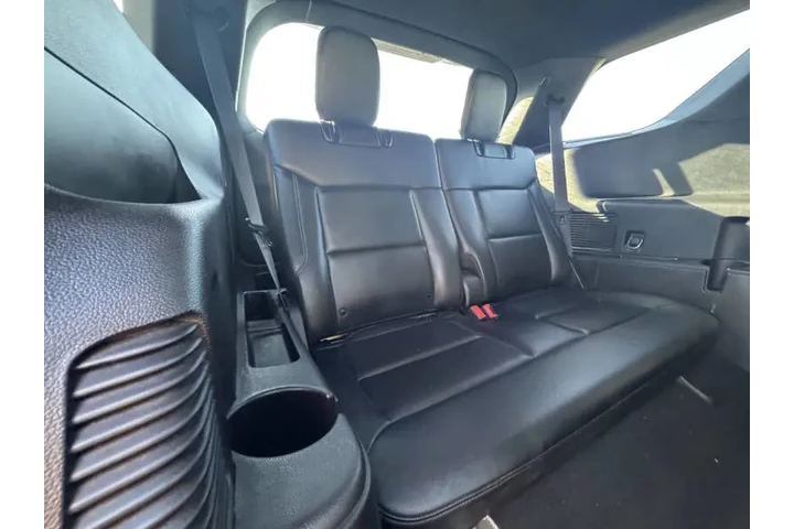 $18999 : 2020 Explorer XLT image 10