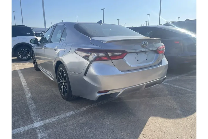 $22759 : Toyota Camry 2023 SE 4dr Sed image 3