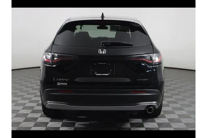 $29875 : Honda HR-V 2024 AWD Sport 4d image 6