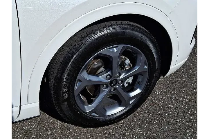 $25437 : Ford Escape 2023 ST-Line 4dr image 8