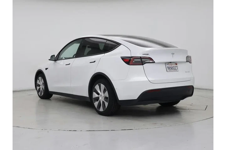 $29998 : Tesla Model Y 2021 AWD Long image 2