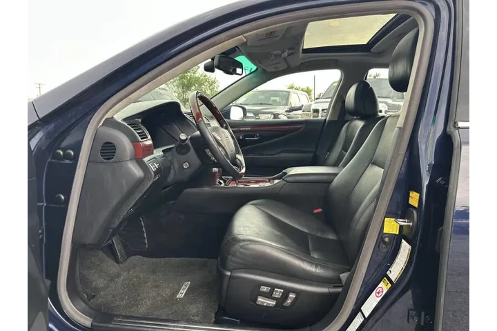 $11900 : 2011 LS 460 L image 10