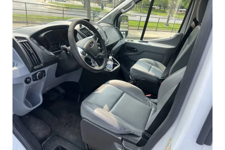 $17500 : 2018 Transit 250 image 9