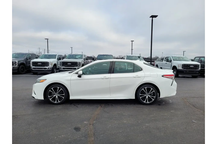 $17997 : Toyota Camry 2019 SE 4dr Sed image 7