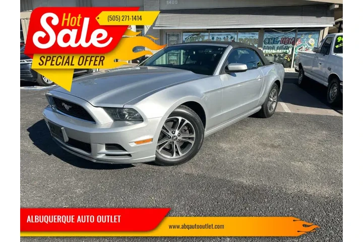 2014 Mustang V6 Premium image 1